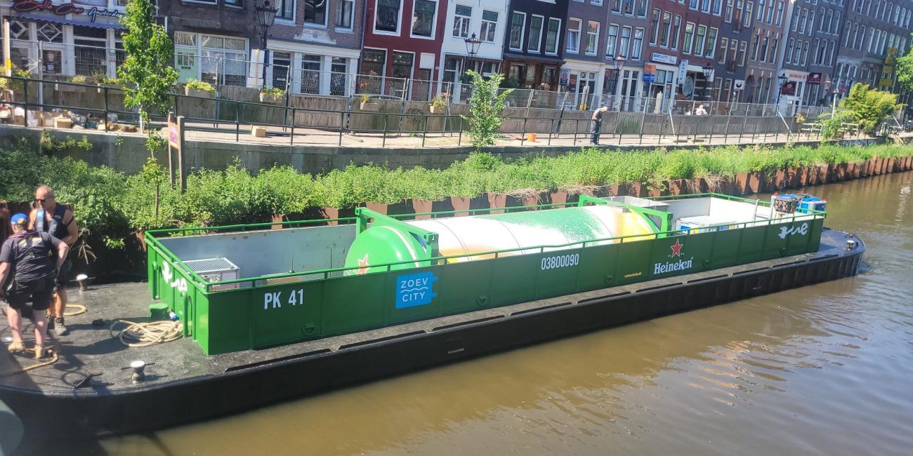 Proef transport over water: Heineken en Zoev City bevoorraden horeca in Amsterdam